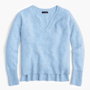 JCrew Blue V-neck Sweater in supersoft yarn (M)